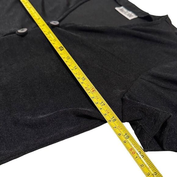 Nina Piccalino Vintage Black Short Sleeve Vintage Pearlescent Button Minimalist - Picture 6 of 7